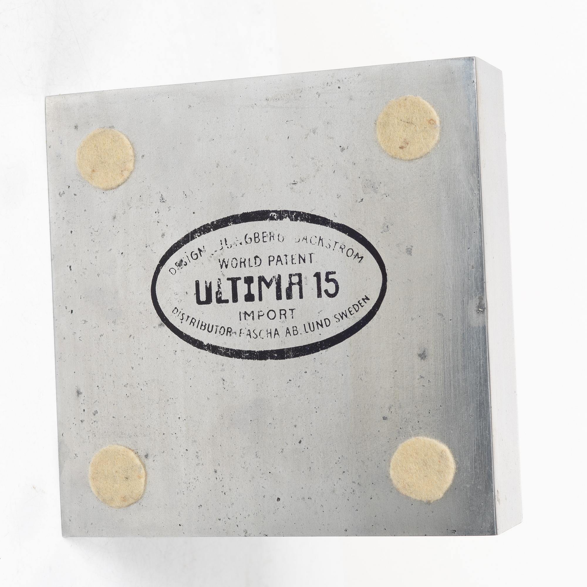 Beck & Ljung, ashtrays, 3 pieces, “Ultima”, second half of the 20th century.