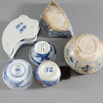 PARTI ORIENTALISKT, 26 delar, mestadels porslin, 1900-tal och äldre.