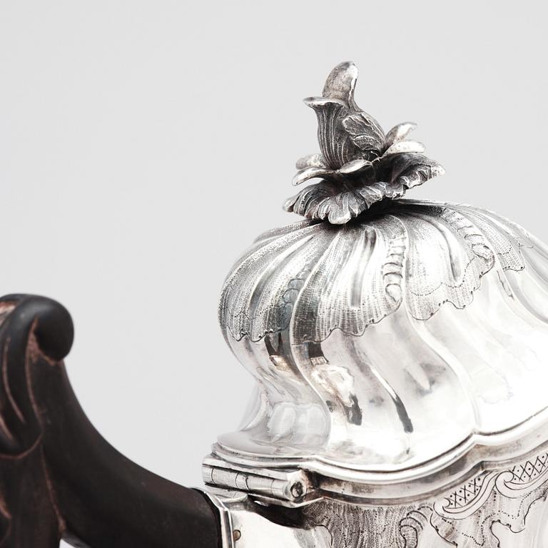 A Swedish 18th century silver coffee-pot, mark of Petter Kleen, Ystad 1761.