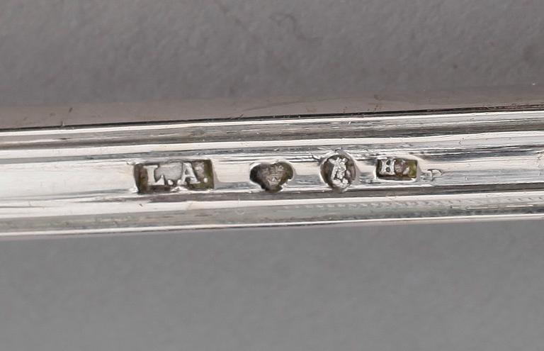 RAGUSKED, silver, Ludvig Axelsson, Stockholm 1910. Vikt ca 100 g.