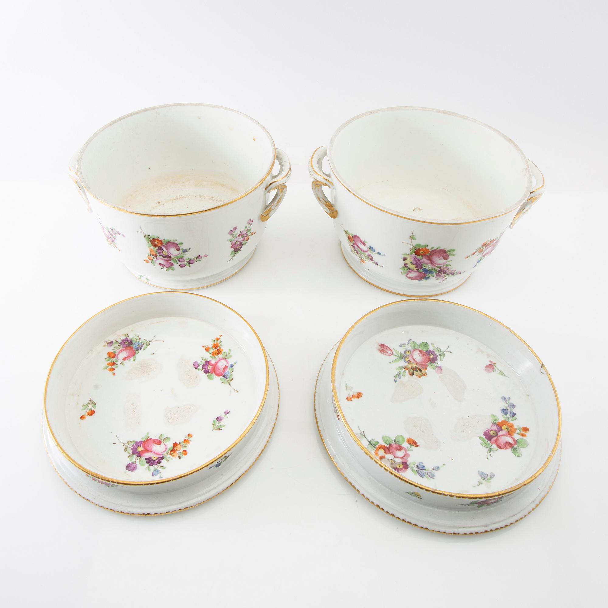 Outer cover a pair with saucers first half of the 20th century porcelain.
