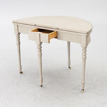Table, 19th century.
