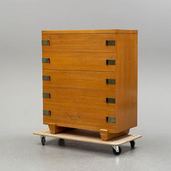 An american commode, 1940s.