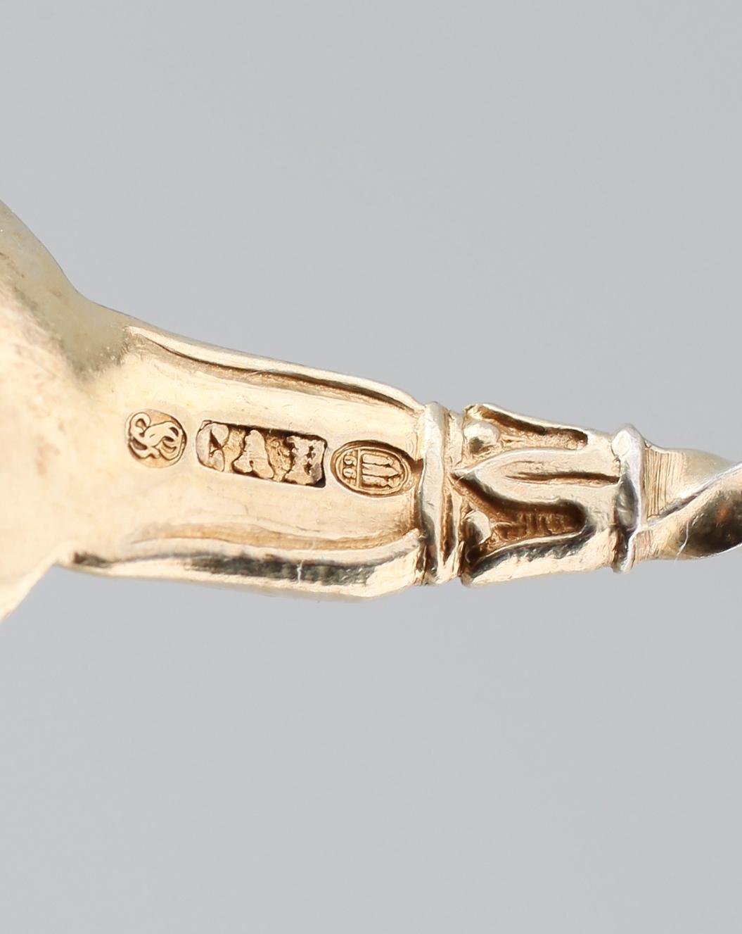 KAFFESKEDAR, 12 st, förgyllt silver, Danmark 66. Total vikt ca 128 g.