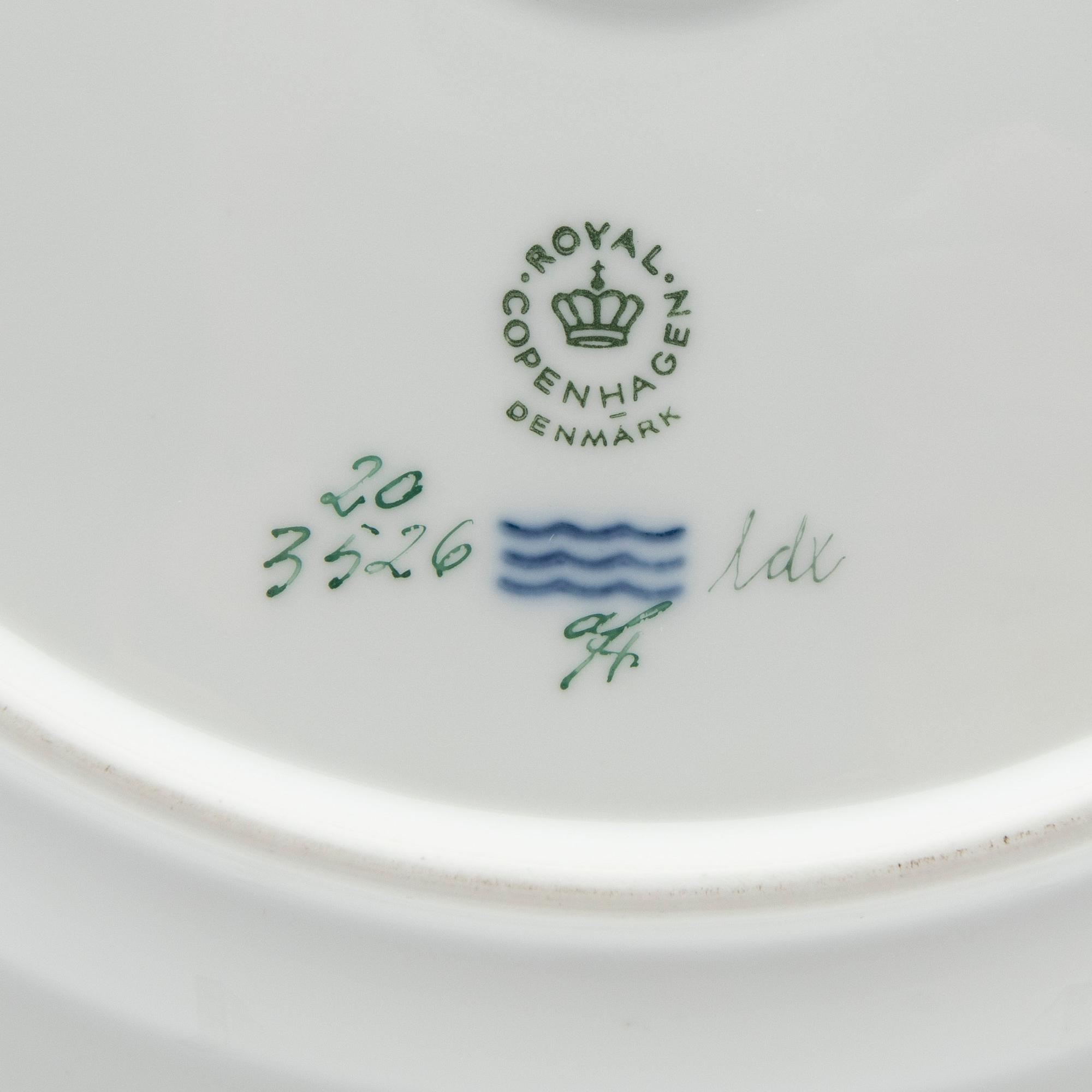 Plate Flora Danica Royal Copenhagen Denmark porcelain.