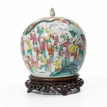 Kruka med lock, porslin, Kina, sen Qingdynasti.