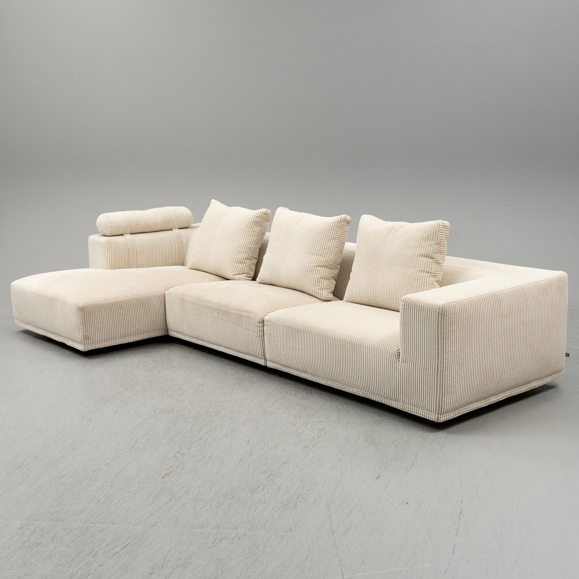 An Eilersen sofa, model Baseline.