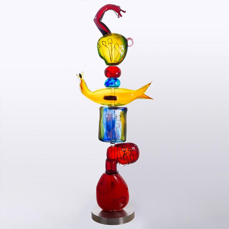 SOILE YLI-MÄYRY, veistos, "Palava Käsi", signeerattu Soile Yli-Mäyry.