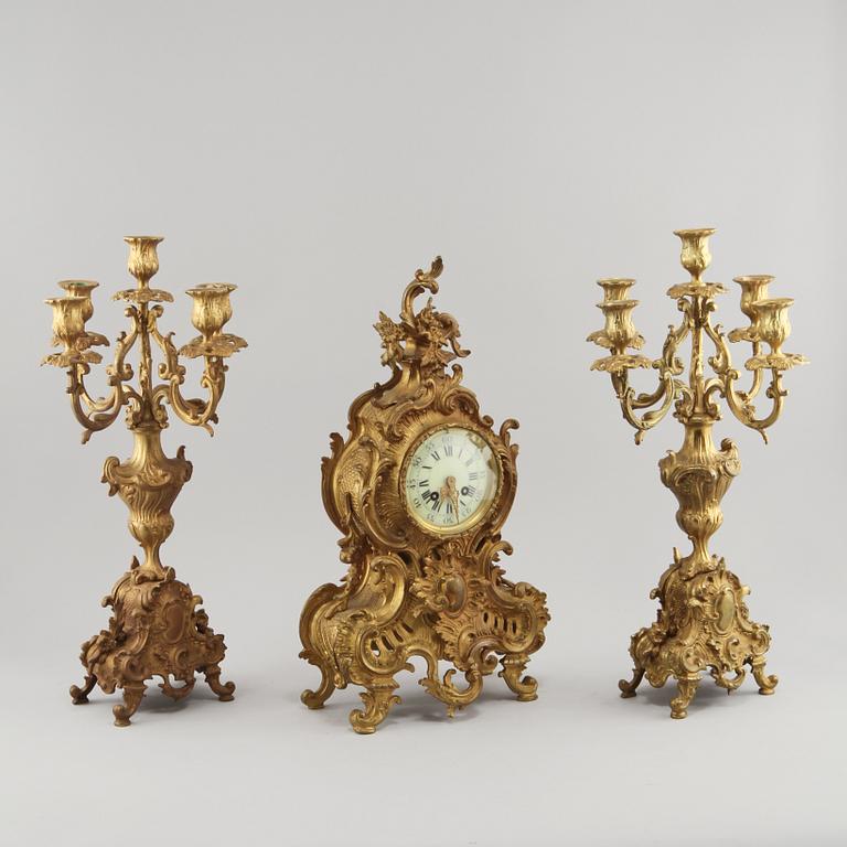 BORDSGARNITYR, 3 delar, nyrokoko, 1800-talets andra hälft.
