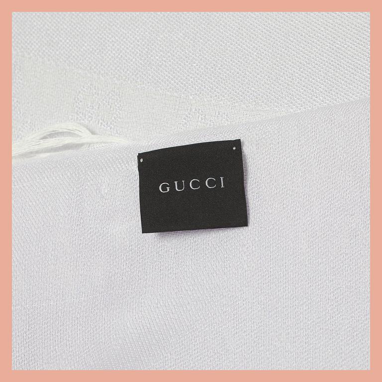 SJAL, Gucci.