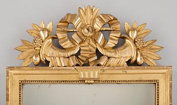 SPEGEL, gustaviansk, 1700-talets andra hälft.