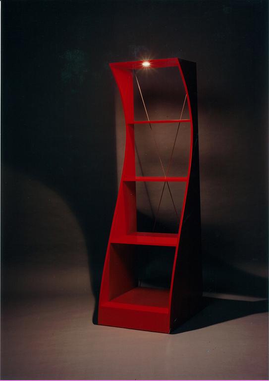 Mårten Claesson, "Dino", bokhylla, unik prototyp, utförd på Konstfack 1992.