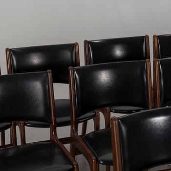 A SET OF 8 CHAIRS FROM JOHANNES ANDERSEN FOR  Uldum Mobelfabrik, Denmark.
