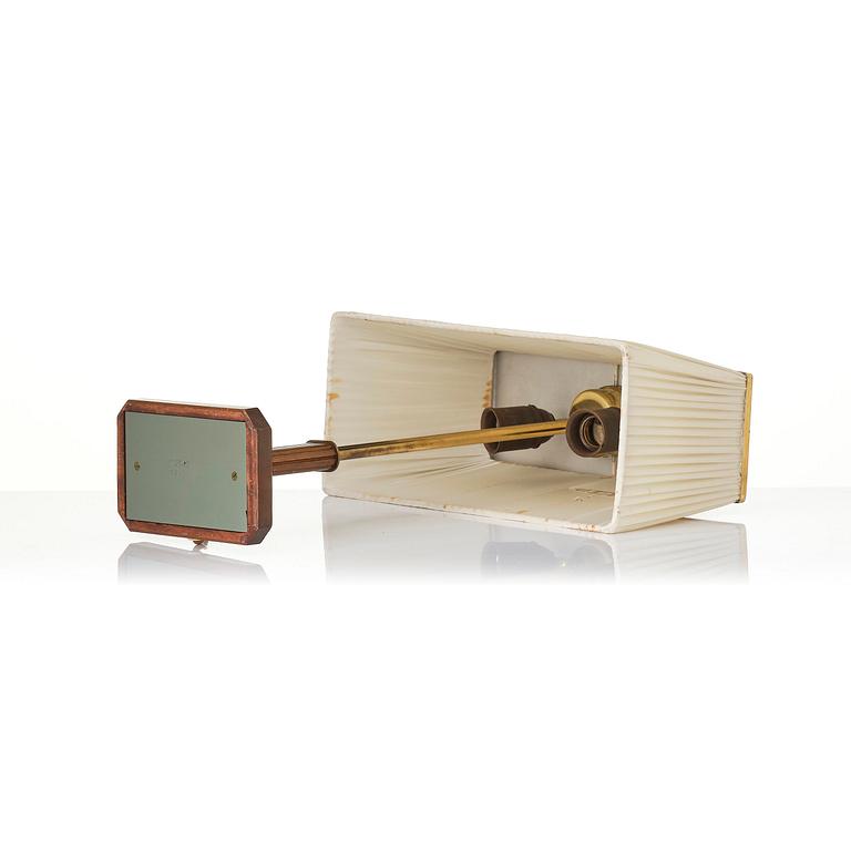 Harald Notini, bordslampor, ett par, modell 15485, Arvid Böhlmarks Lampfabrik, Stockholm, 1940-50-tal.