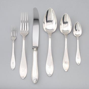 BESTICK, 60 delar, silver, MGAB, Uppsala 1913, spetsmodell. Vikt ca 2519 gram. Tolv matknivar, nysilver, medföljer.