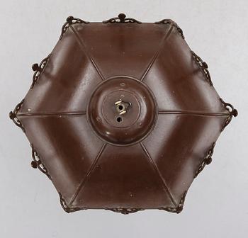 HALLYKTA, blyglas, 1900-tal. Höjd ca 75 cm.