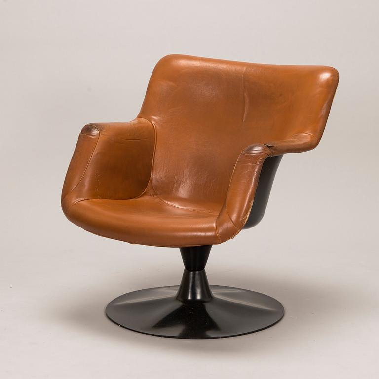 Yrjö Kukkapuro, A late 1960's 'Junior' armchair for Haimi.