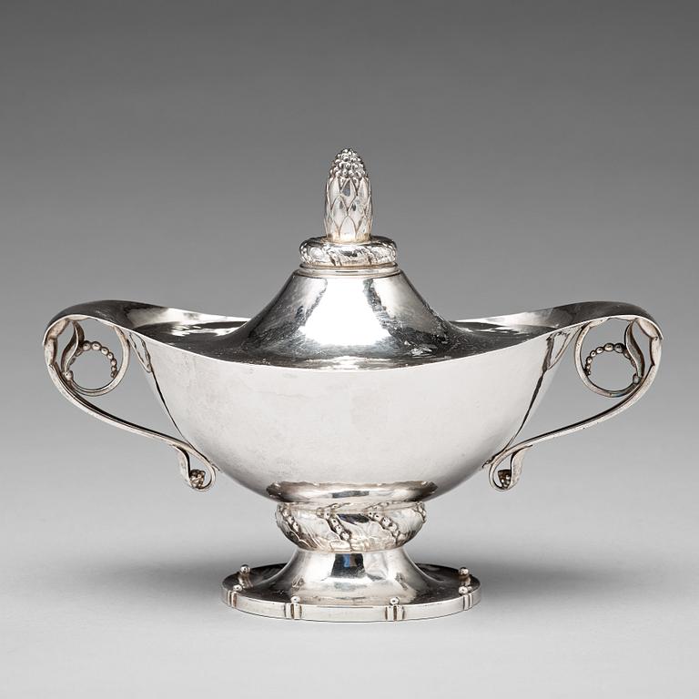 Georg Jensen, an 830/1000 silver lidded bowl, Copenhagen 1915-19, Swedish import marks.