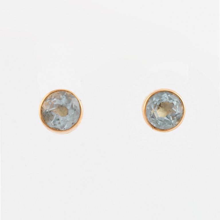 Topaz and brilliant cut necklace, and topaz earrings.