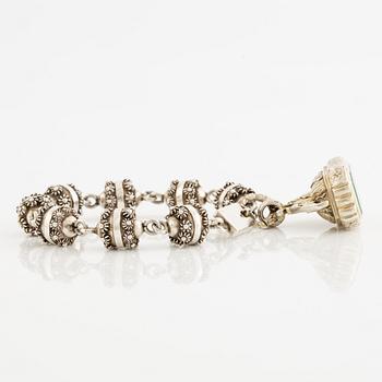 Collier med medljong samt armband silver, Mexiko.