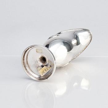 Petter Eneroth, gräddkanna, silver, Stockholm 1799. Sengustaviansk.