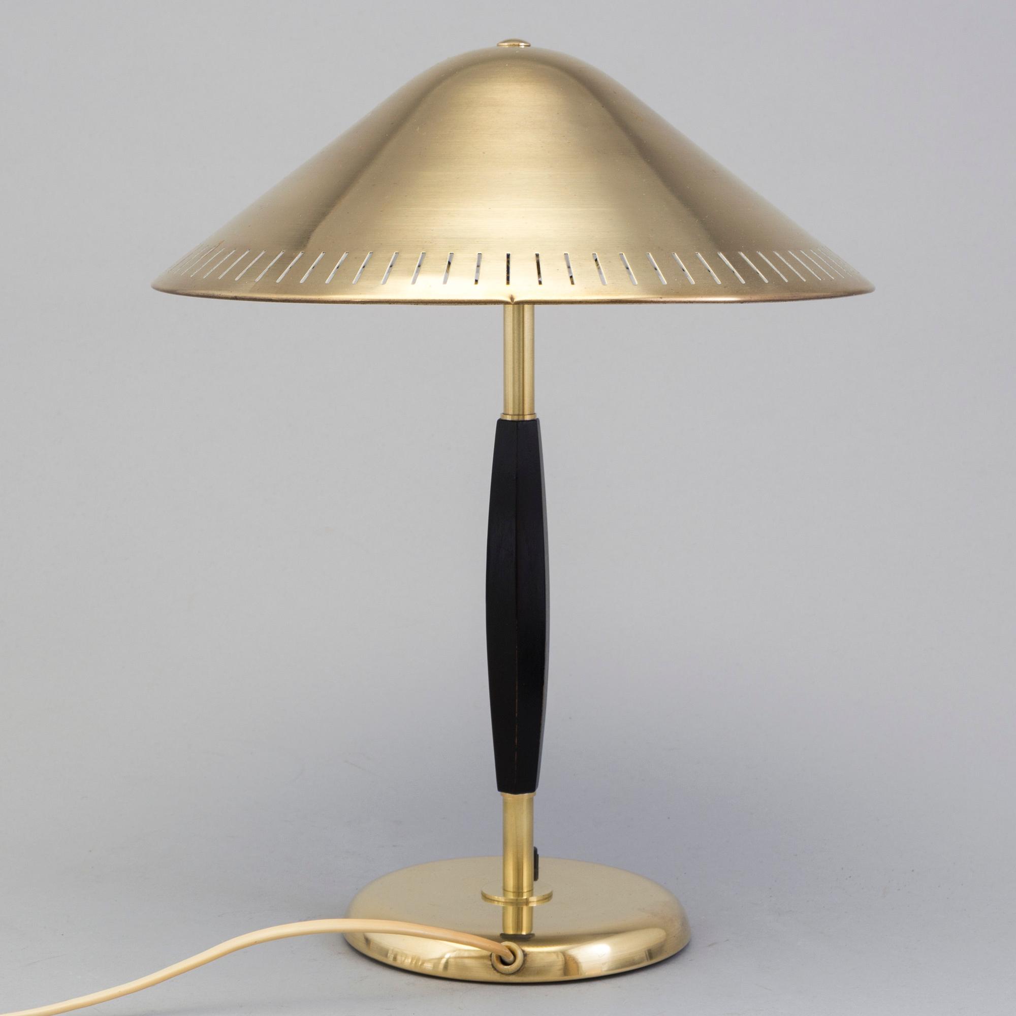 A table lamp by BÖHLMARKS LAMPFABRIK.