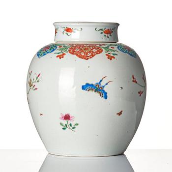 A famille rose jar, Qing dynasty, 18th century.