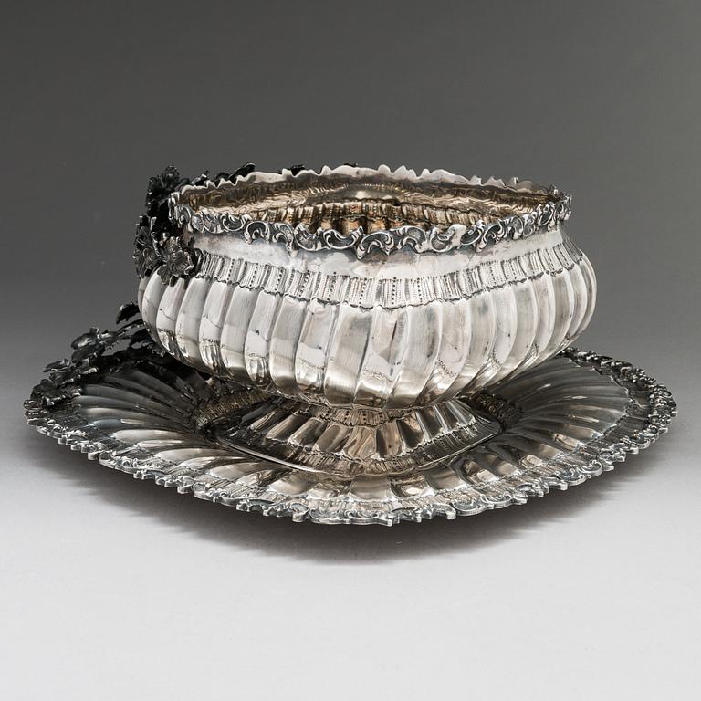 A silver centrepiece bowl, mid-20th century.