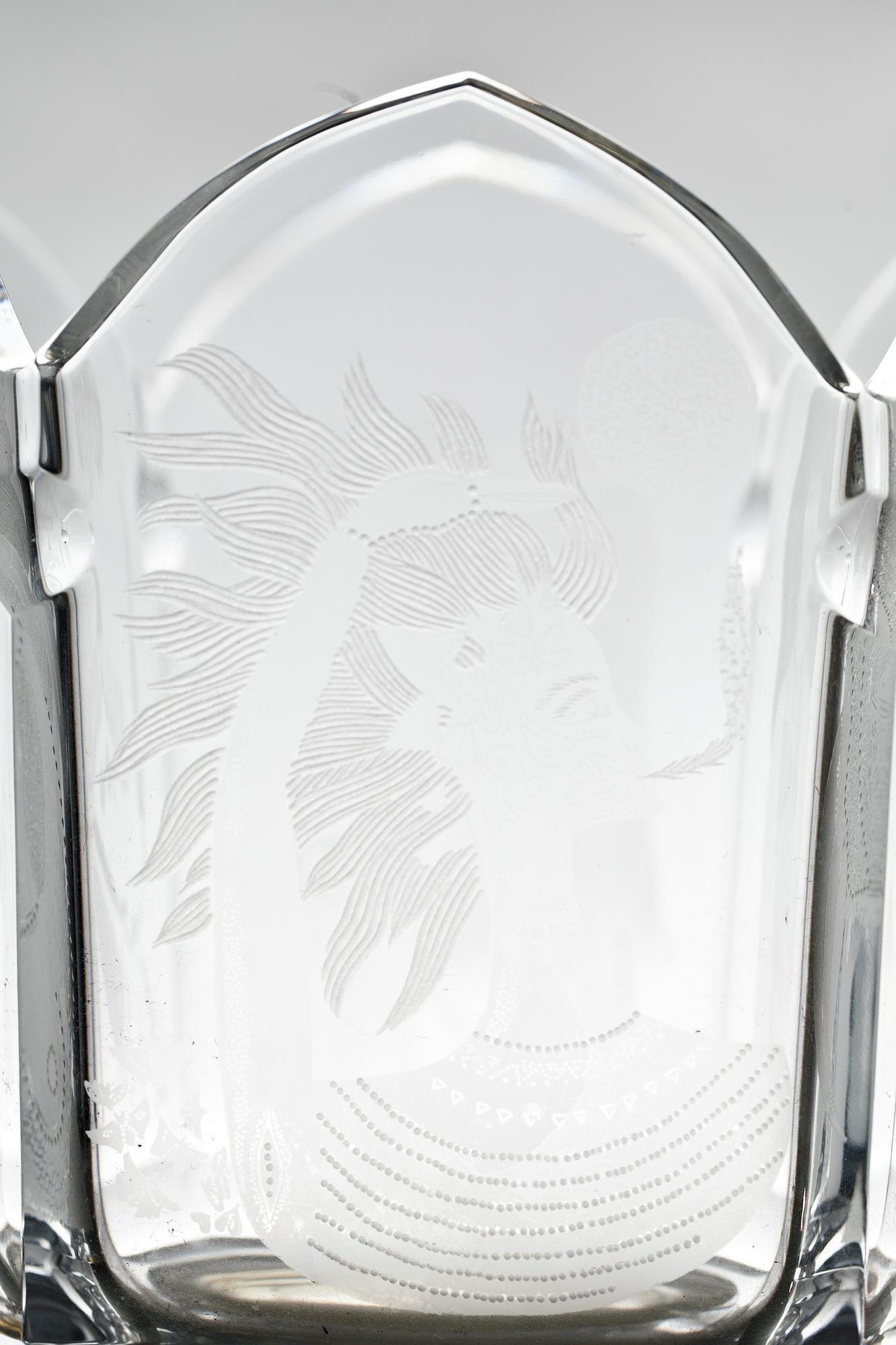 SKÅL, glas, design Max Walter Svanberg, Kosta Crystal Collection, signerad, daterad -80 och numrerad 80/375.