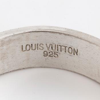 A silver bracelet, Louis Vuitton, weight 39 grams.