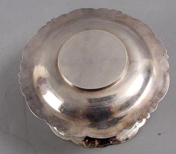 SÅSSKÅL, silver, Gustaf T Folcker, Stockholm trol 1855. C:a 400 g.