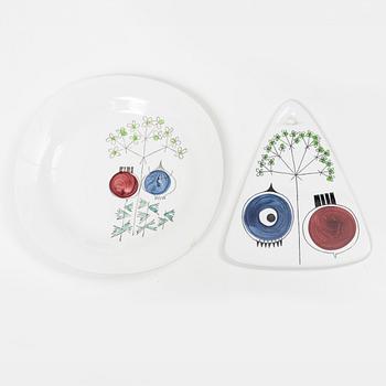Marianne Westman, Dinner service, 73 pieces, flintware, “Picknick” and “Pomona”, Rörstrand, 1950s–60s.