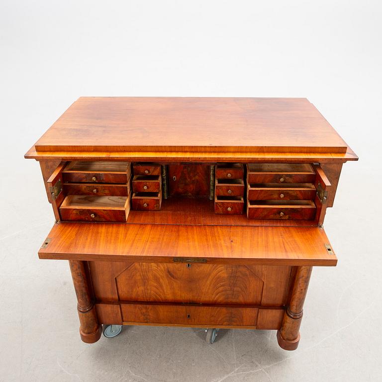 Skrivbyrå, Karl Johan stil.