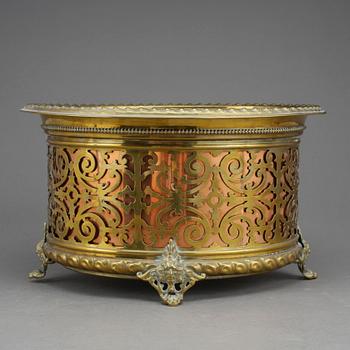 YTTERFODER, mässing, nyrenässans, omkring 1900.