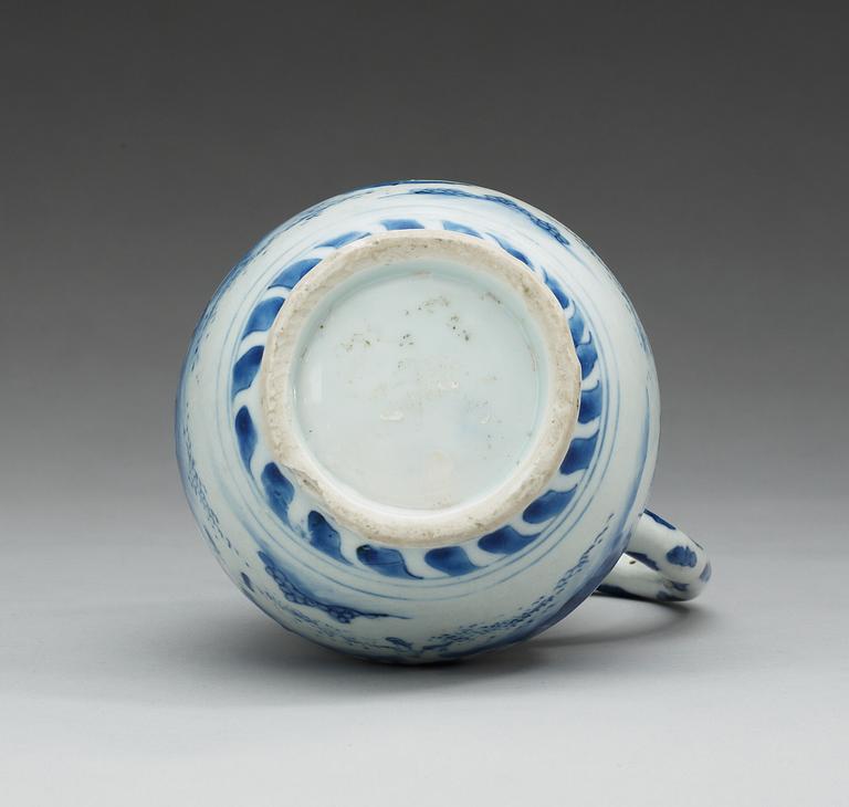 A blue and white transitional ewer, 17th Century.