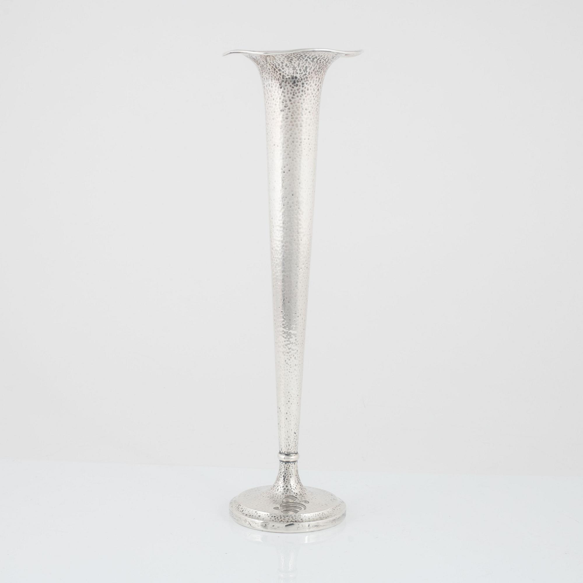 Vas, sterlingsilver, Merrill Shops, New York, USA, 1900-talets början.