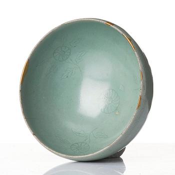 A pale celadon with a blue tint bulb bowl, Korea, Koryo period (918-1392).