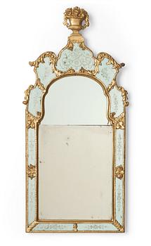 40. A Swedish late Baroque early 18th century mirror attributed to Burchardt Precht.