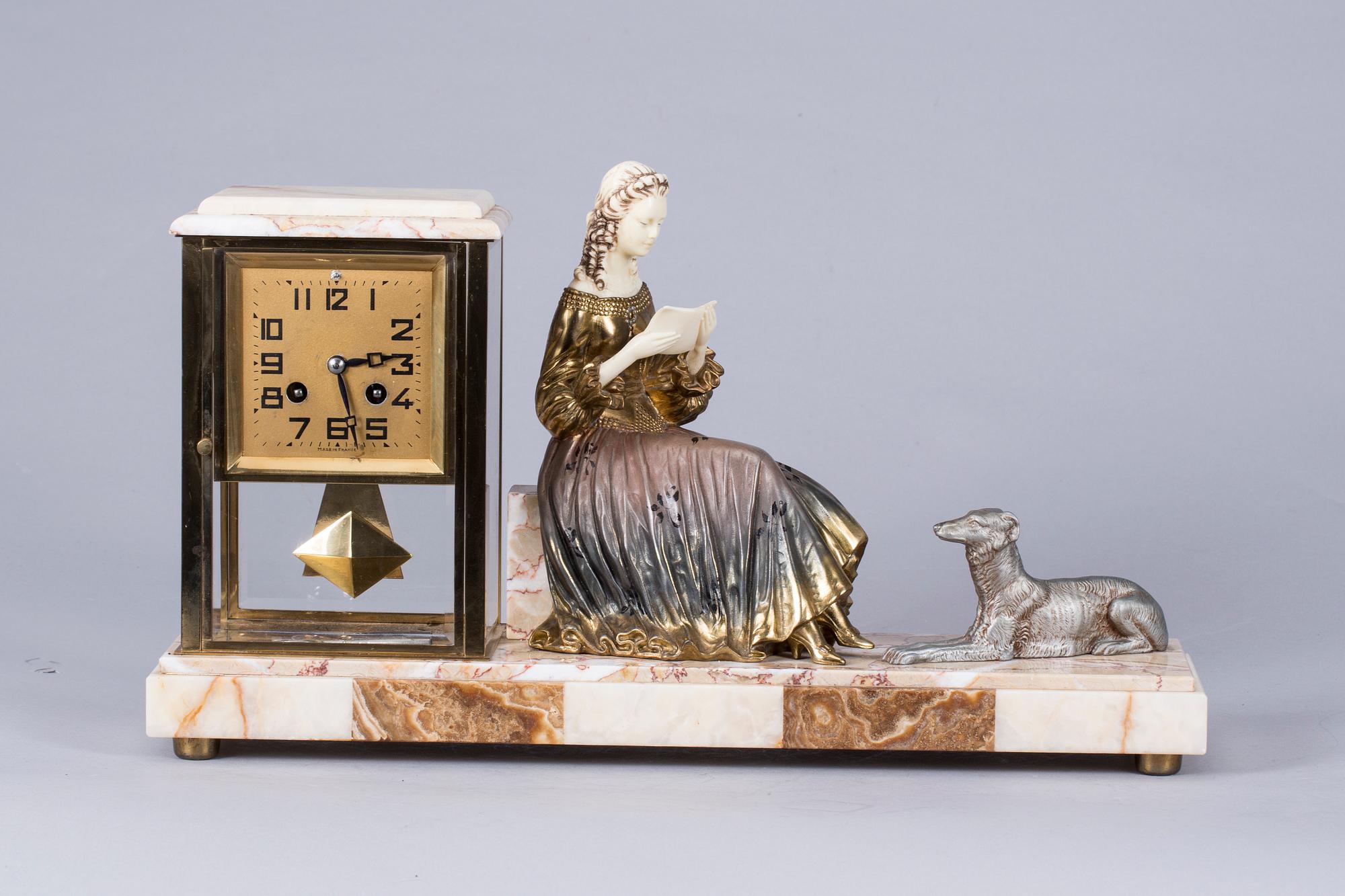 BORDSPENDYL, Art Deco-stil, 1900-tal.