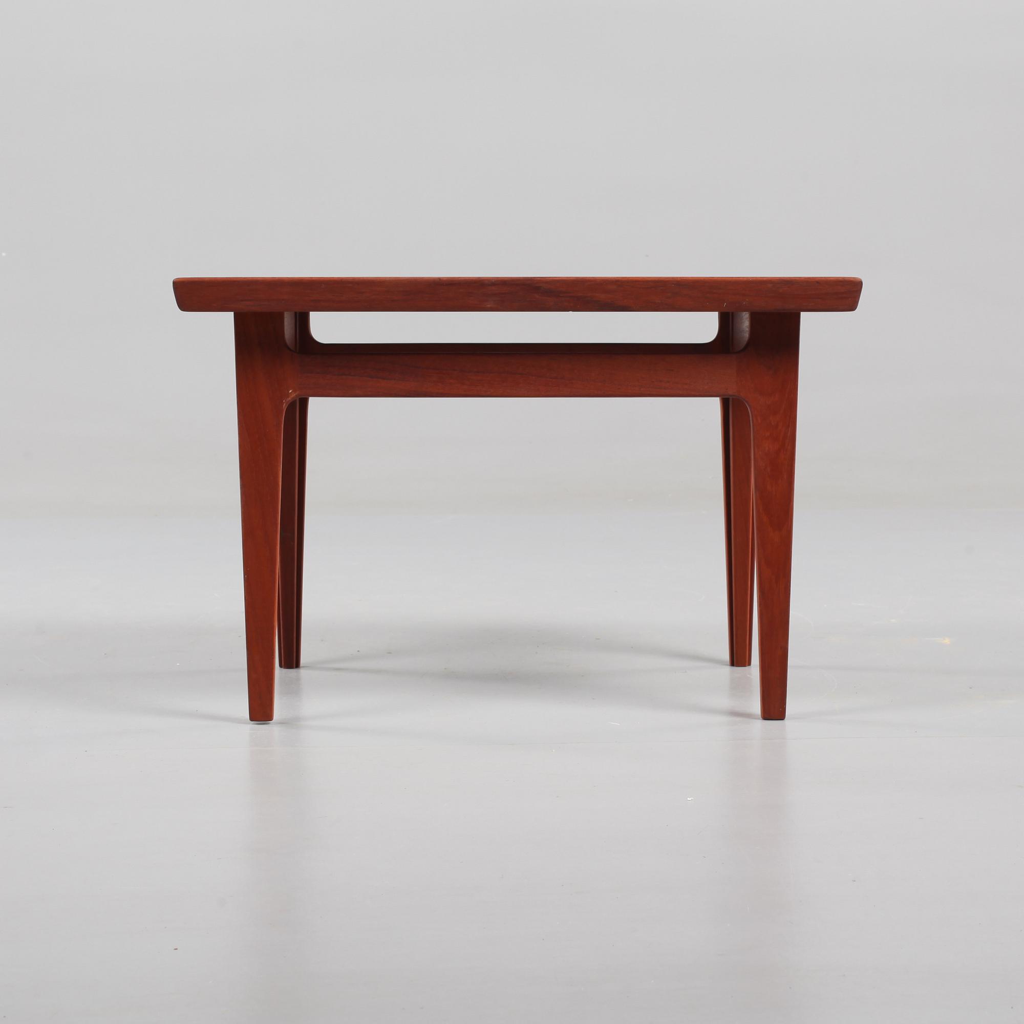 BORD, Finn Juhl, France & Son, 1900-talets andra hälft.