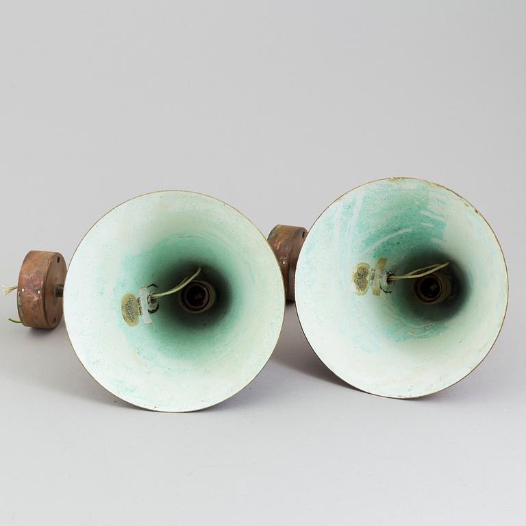 HANS-AGNE JAKOBSSON, vägglampor, ett par, 'Tratten' Markaryd.