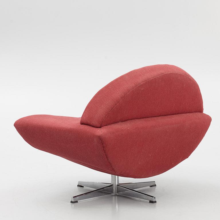 Johannes Andersen, a 'Capri' armchair, second half of the 20th Century.