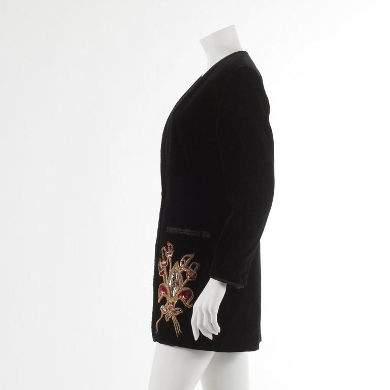 ESCADA, a black velvet jacket with embellishments. Size 38.