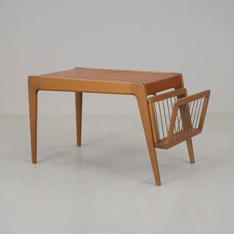 LAMPBORD med TIDNINGSSTÄLL, teak, 1950/60-tal.