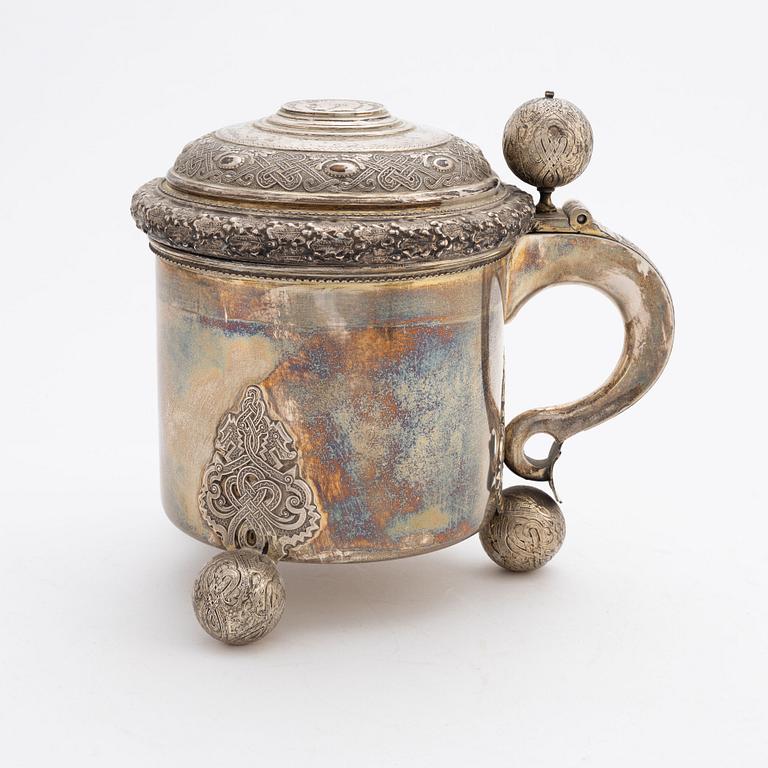 A silver tankard, mark of GAB, Stockholm 1923.