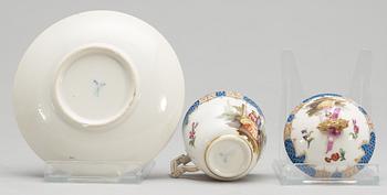 A Meissen cup with saucer and cover, 18th century.