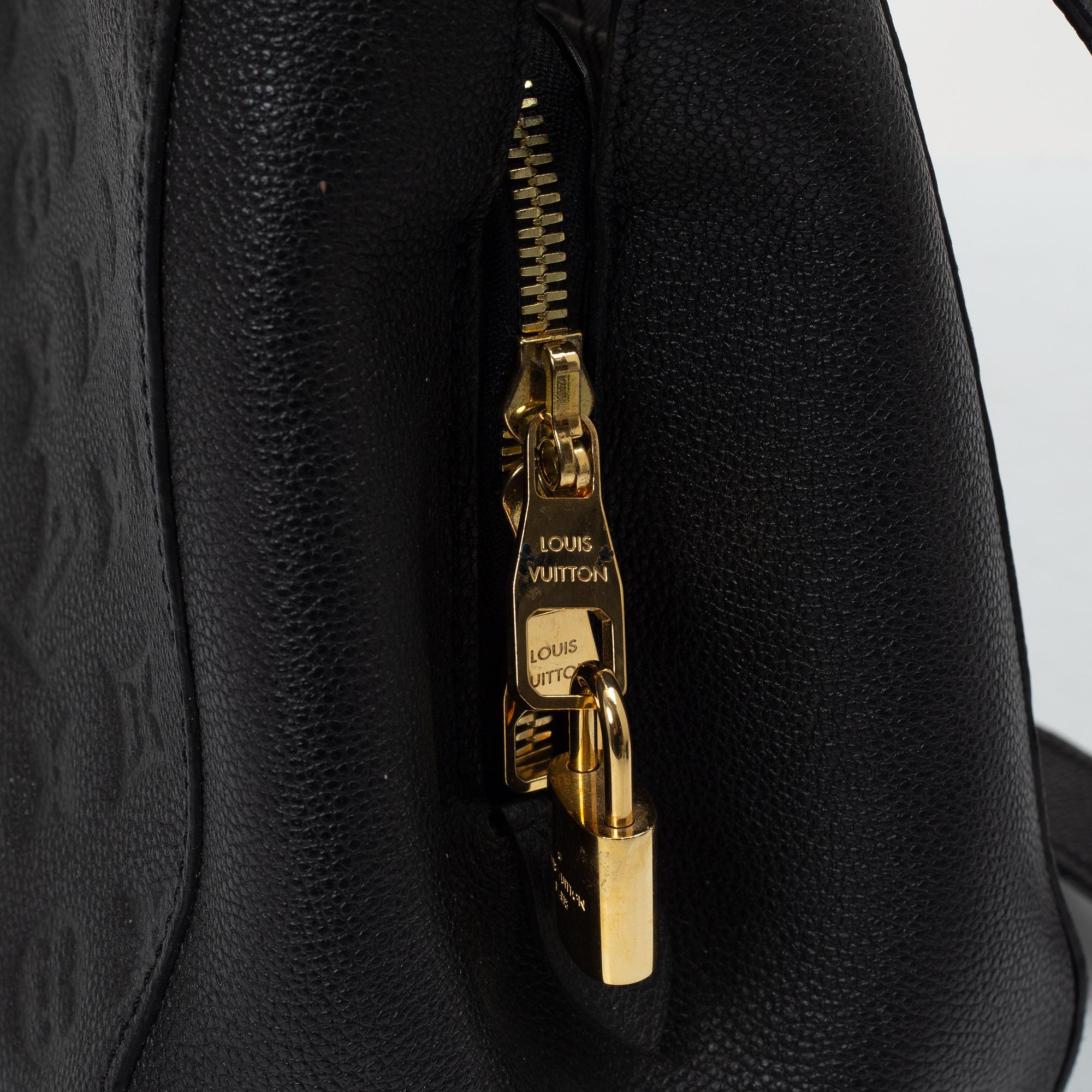 Louis Vuitton, väska, "Montaigne MM".