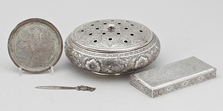 PARTI SILVER, 4 delar, orientaliska, 1900-tal. Tot vikt 1309 g.