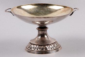 SKÅL PÅ FOT, silver, Karl Johan, Eric Ekström, Växjö, 1843.