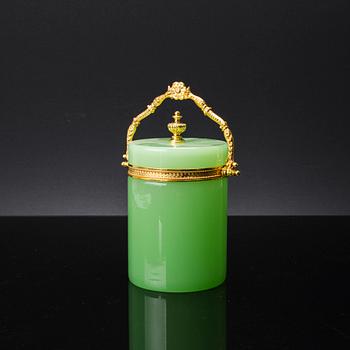 A FRENCH GLASS BOX, first half of 20th century.